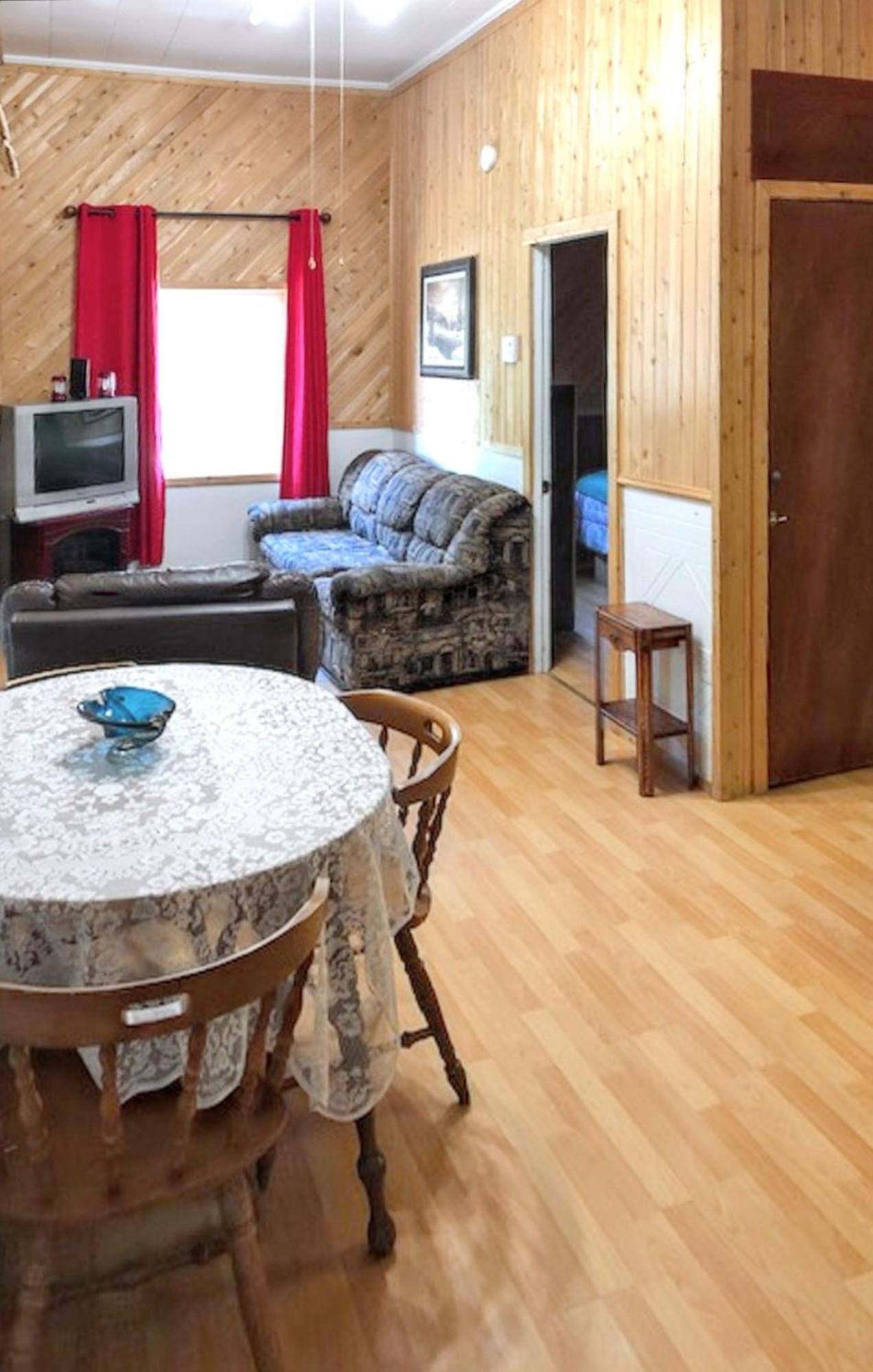 2 Bedrooms Appartement With Wifi At Sainte Angele De Merici Экстерьер фото